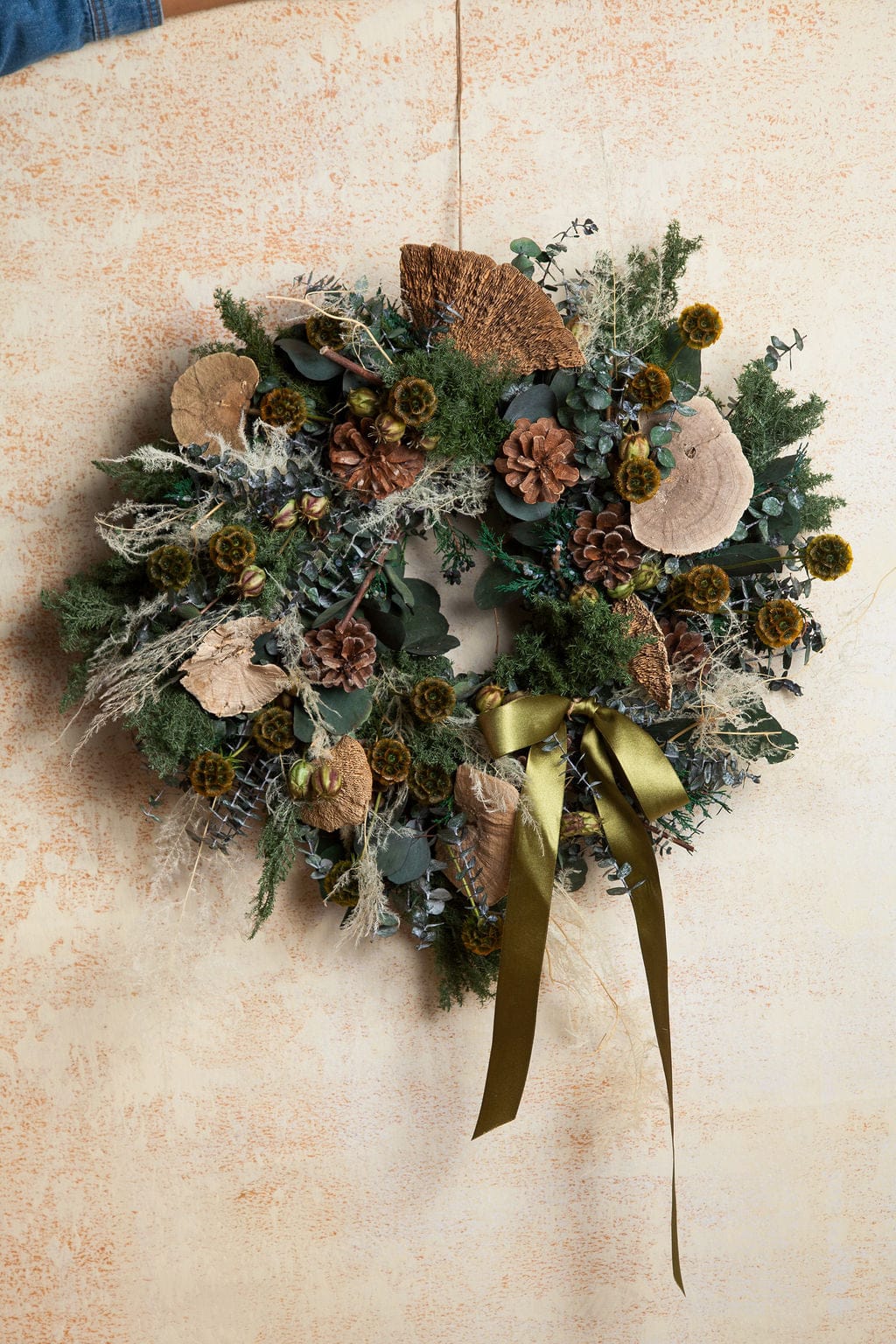 Wreaths The Ivy Preserved Christmas Wreath send a bouquet- the best flower delivery