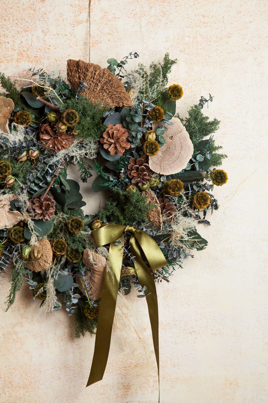 Wreaths The Ivy Preserved Christmas Wreath send a bouquet- the best flower delivery