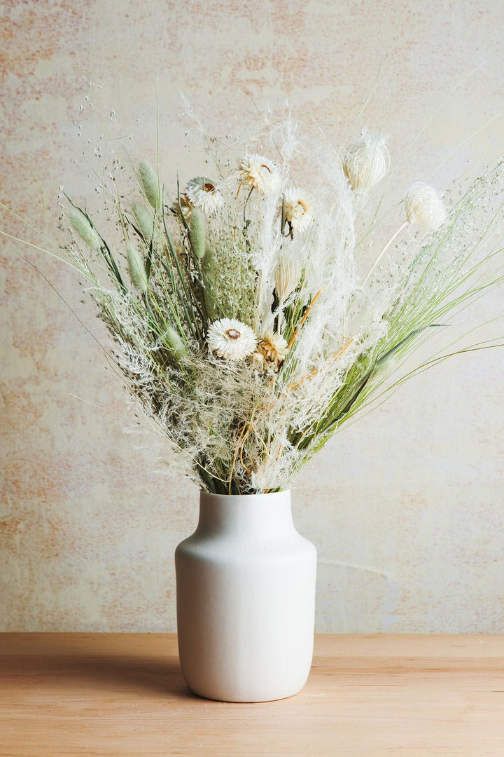 Bouquets The Laurel Bouquet Classic Size send a bouquet- the best flower delivery