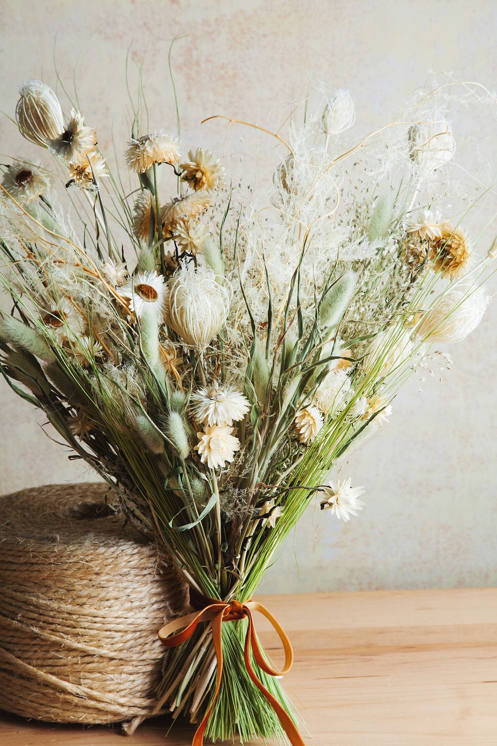 Bouquets The Laurel Bouquet Luxe Size send a bouquet- the best flower delivery