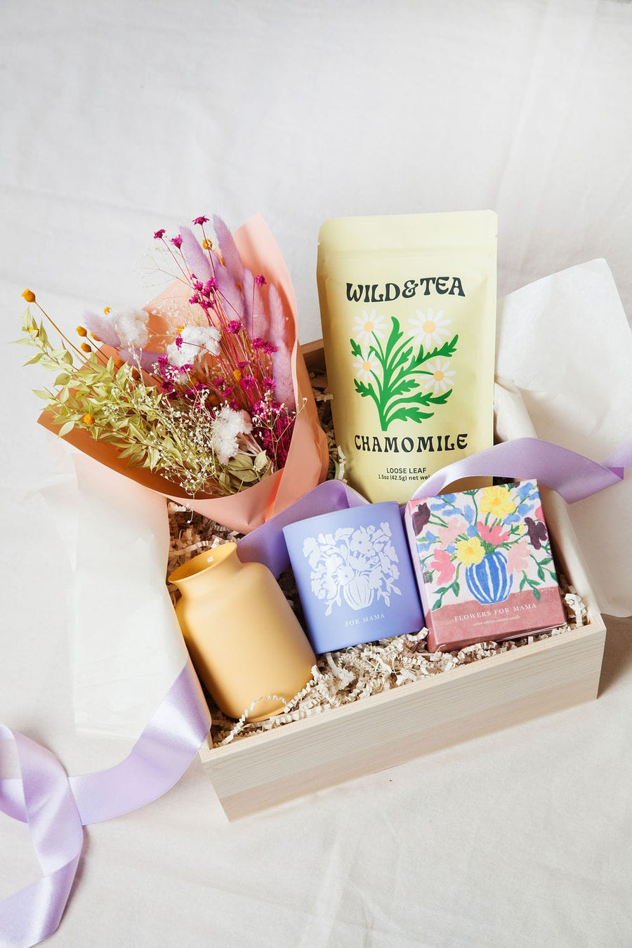 Gift Giving Treat yo Mama Gift Box send a bouquet- the best flower delivery