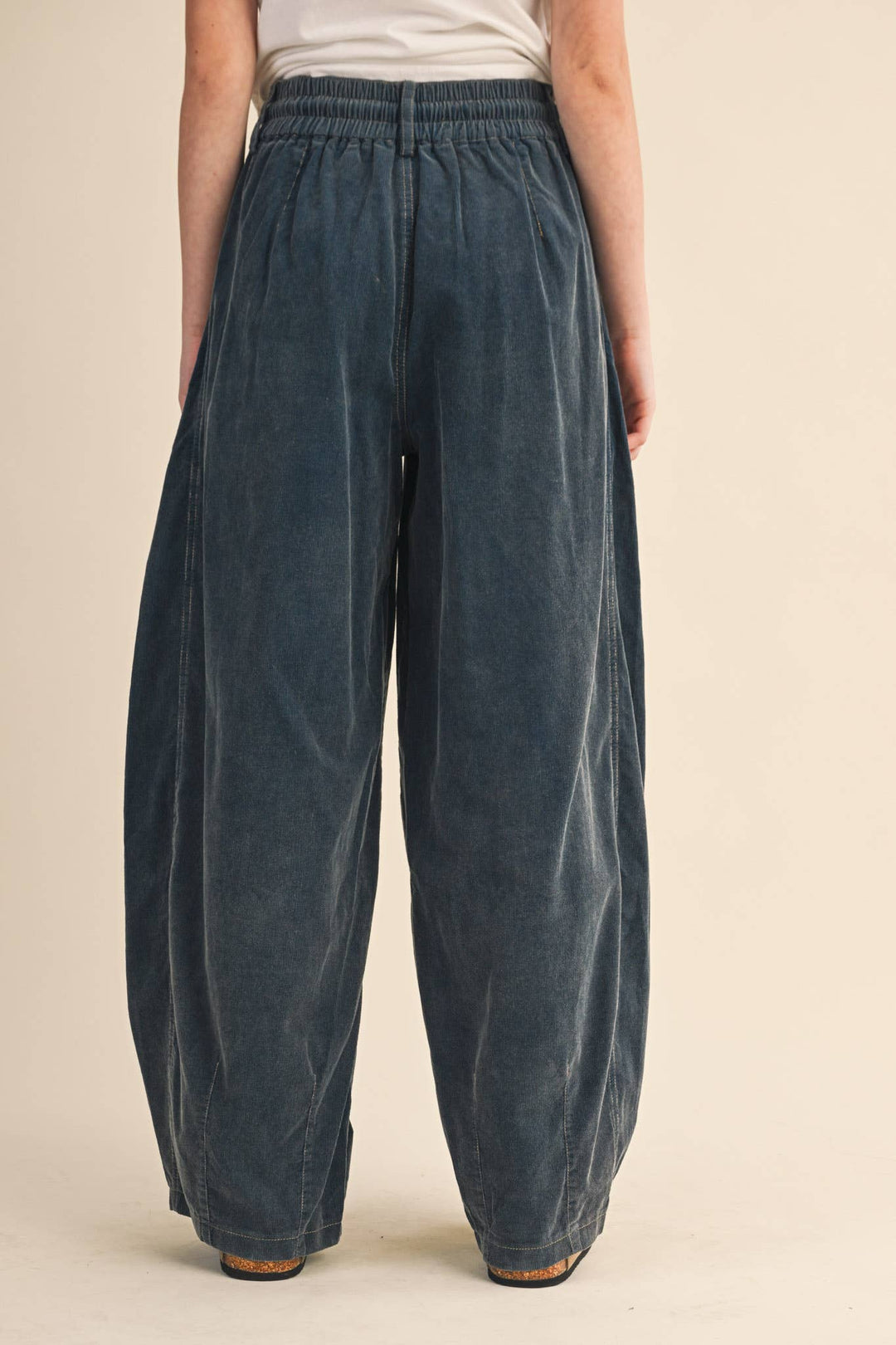 WASHED CORDUROY PLEATED BARREL PANTS MP4155: SQUASH / L send a bouquet- the best flower delivery