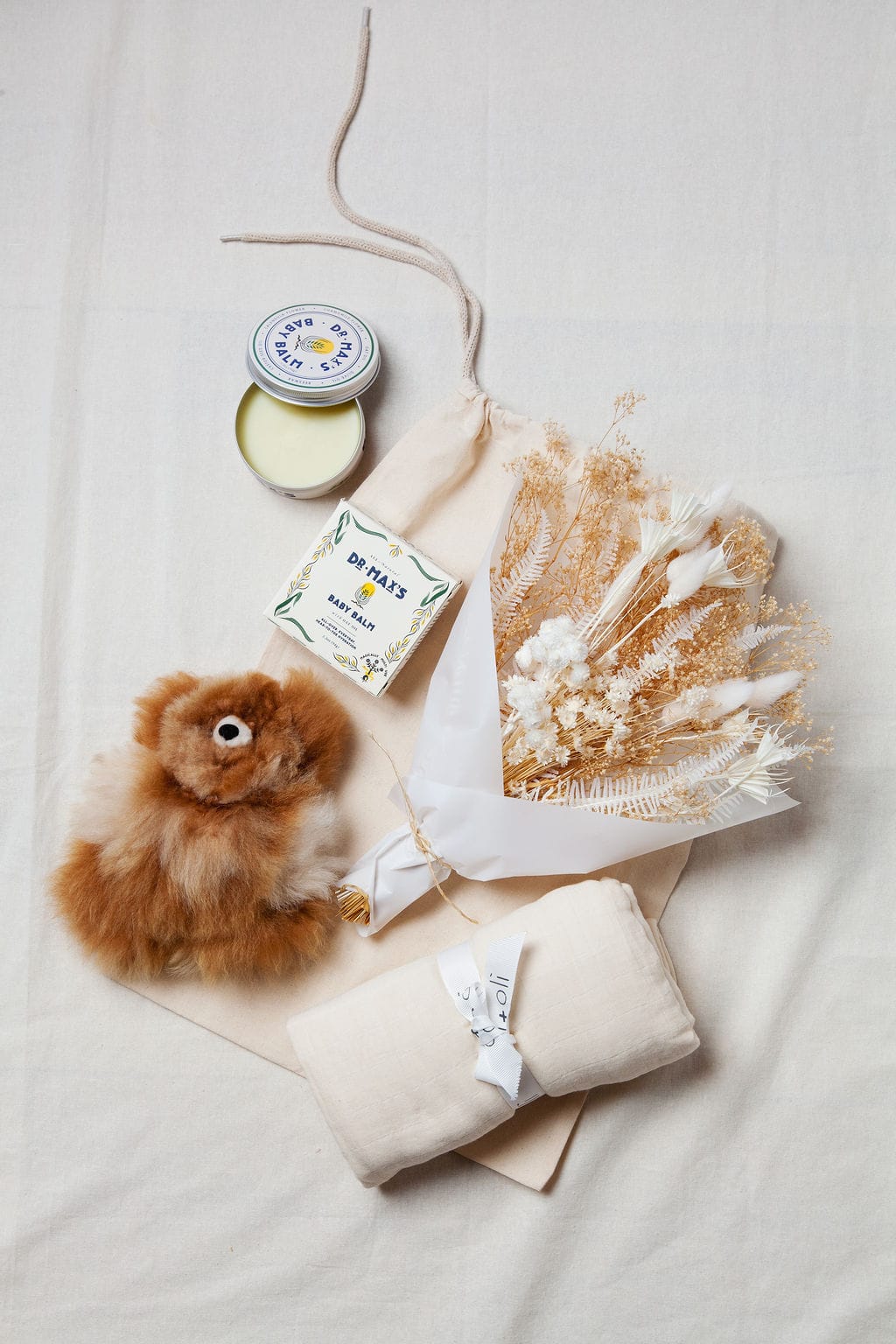 Gift Giving Welcome Baby Gift Set send a bouquet- the best flower delivery