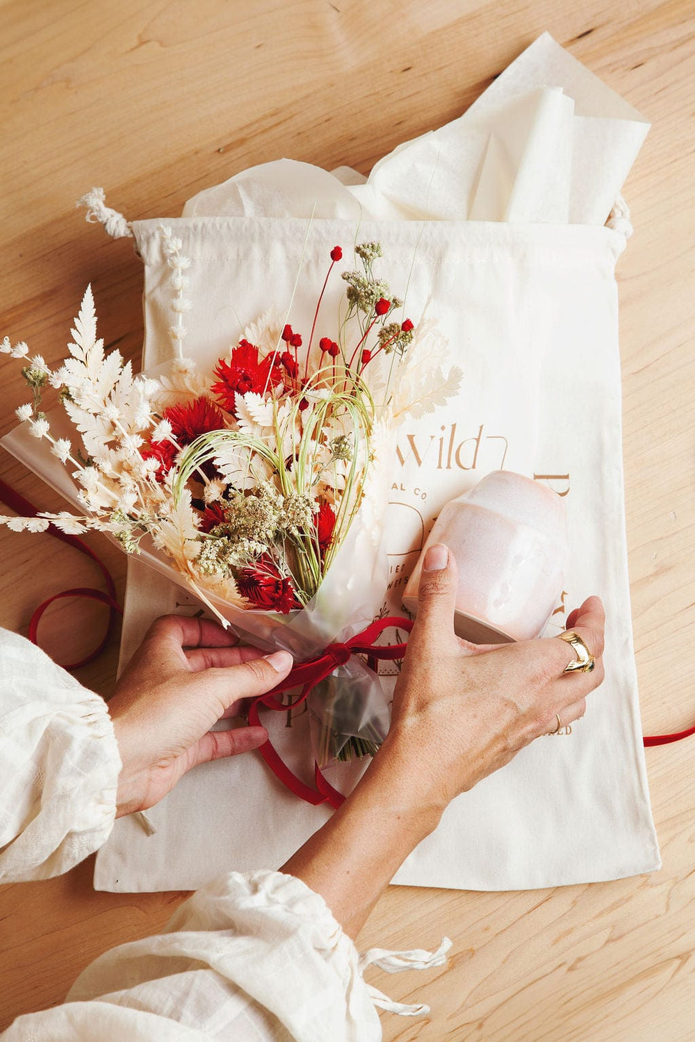 Gift Giving Wild at Heart Bouquet & Vase Set send a bouquet- the best flower delivery