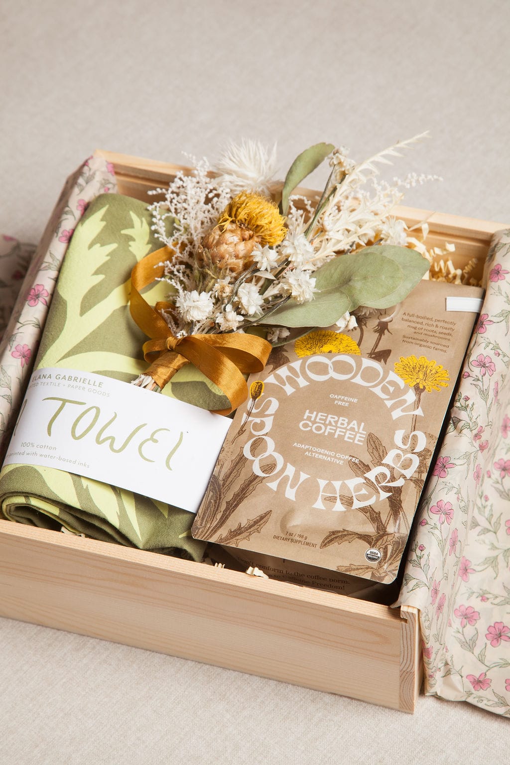 Gift Giving Woodland Kitchen Gift Box send a bouquet- the best flower delivery