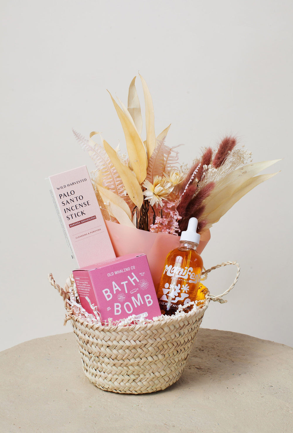 Dry Flowers & Candle Gift Set – VCFLOWERSANDGIFTWARE
